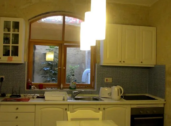 19th Century Appartamento