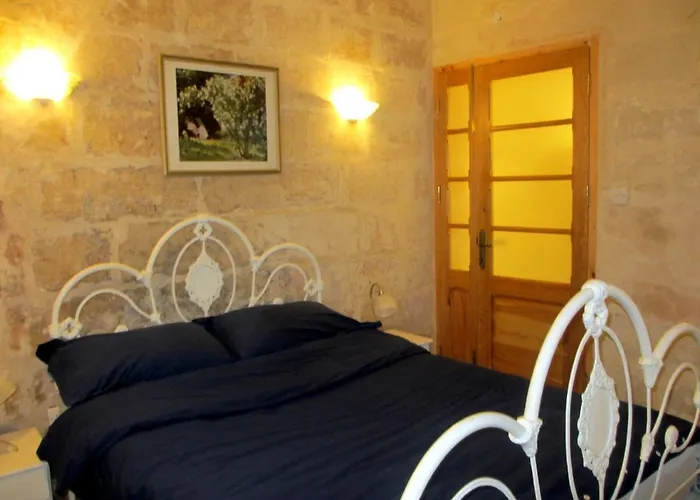 Apartman 19th Century