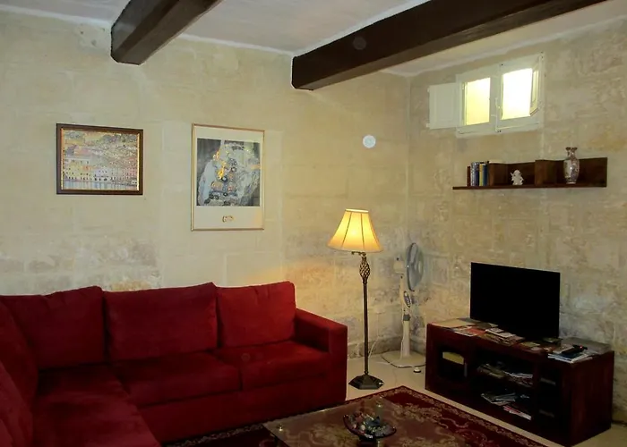 Apartman 19th Century *